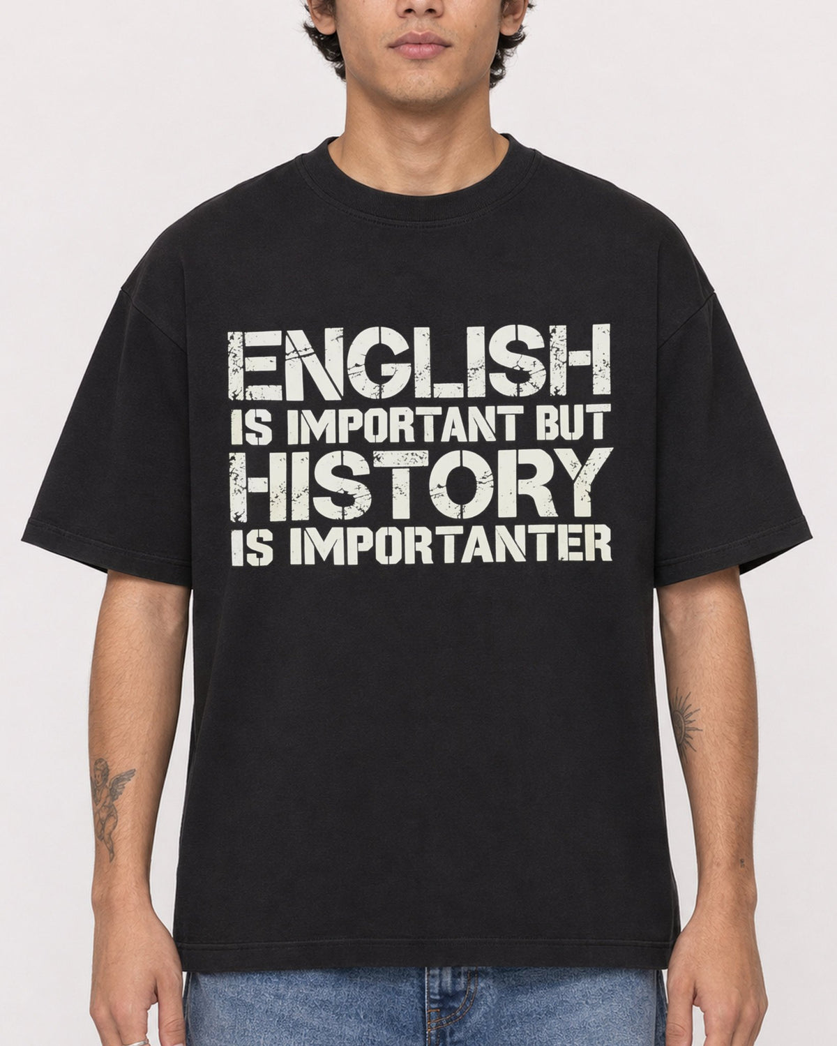 Mockup Boxy Heavyweight Tee Black male close-up 06