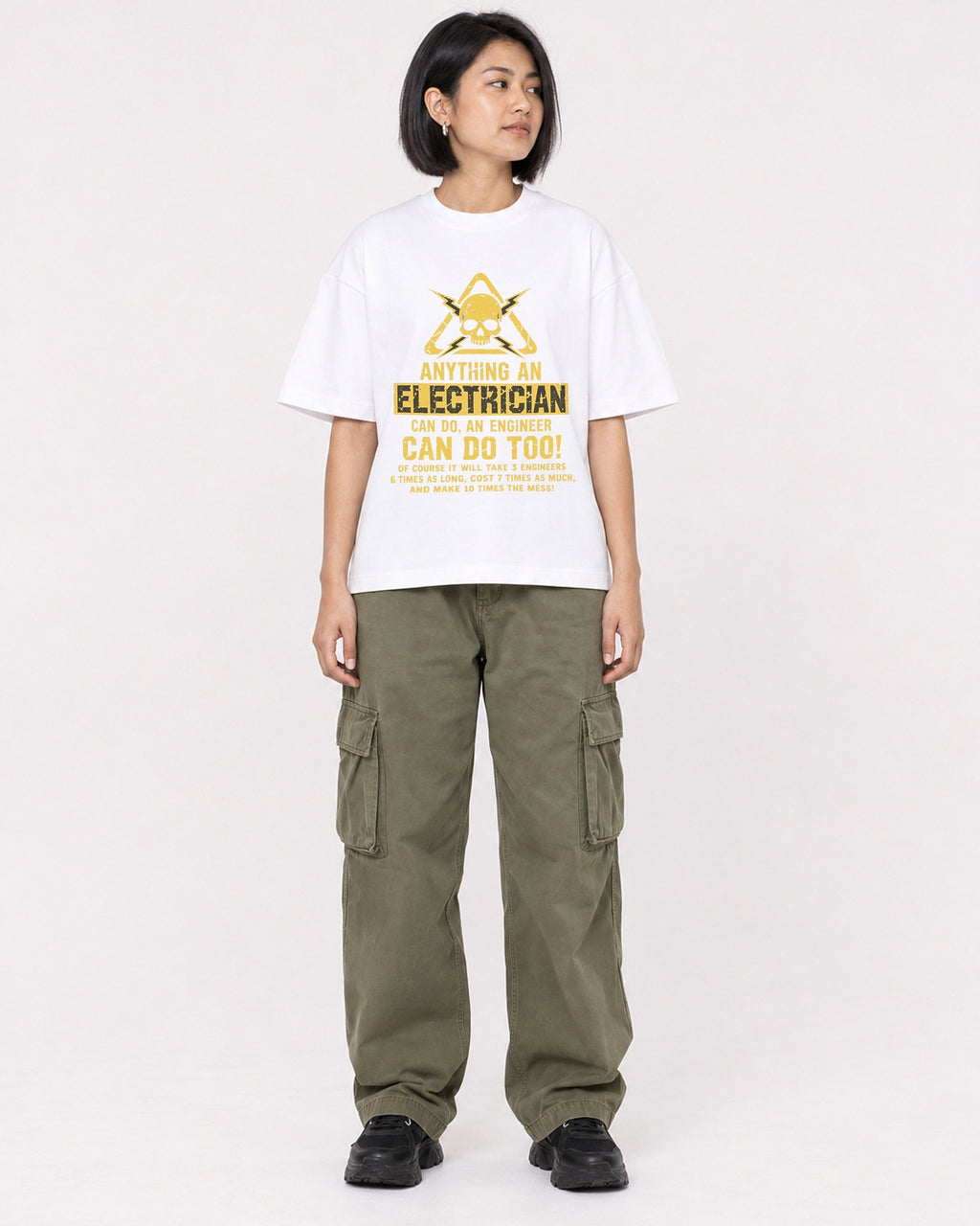 Mockup Boxy Heavyweight Tee White female full-body 32