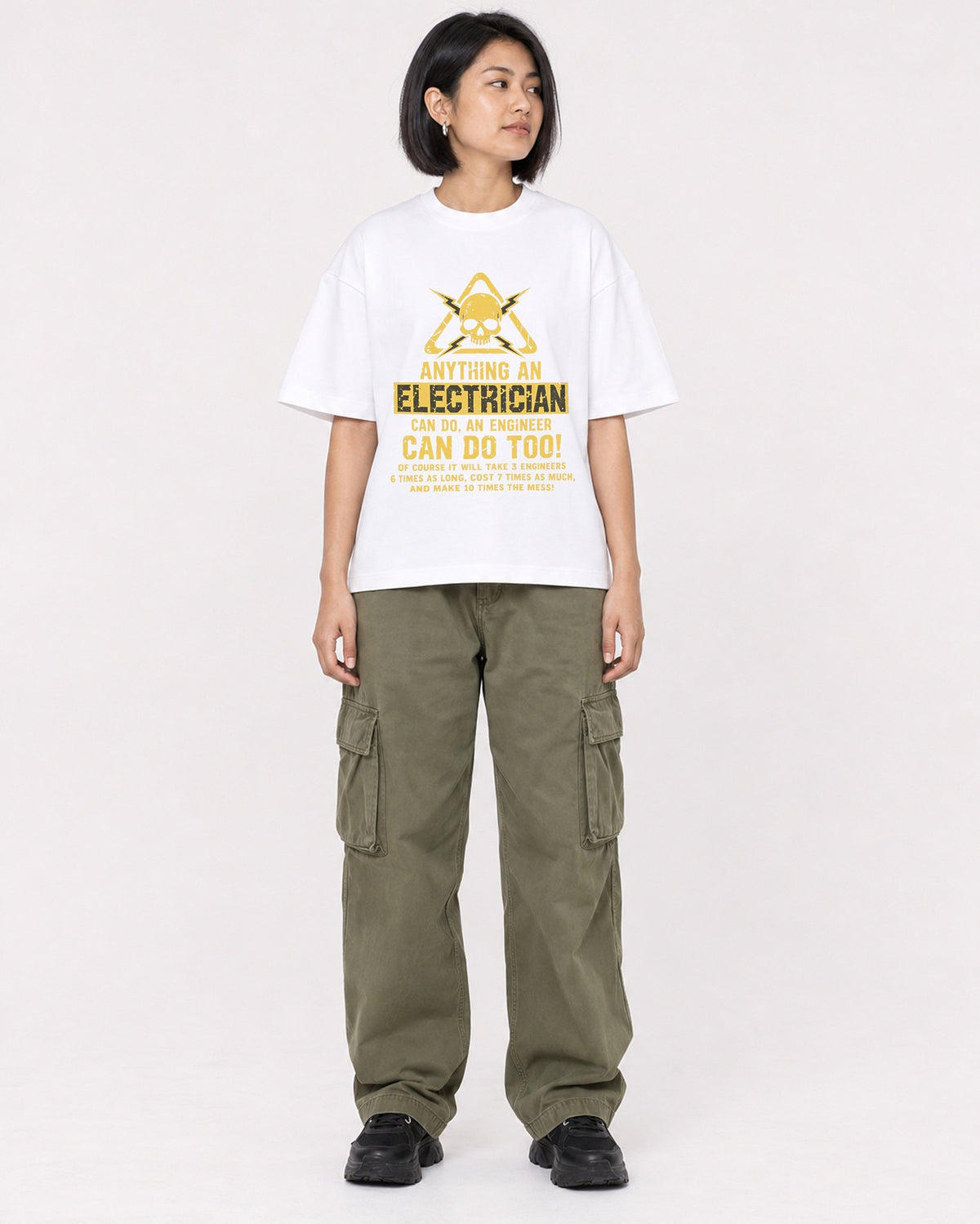 Mockup Boxy Heavyweight Tee White female full-body 32
