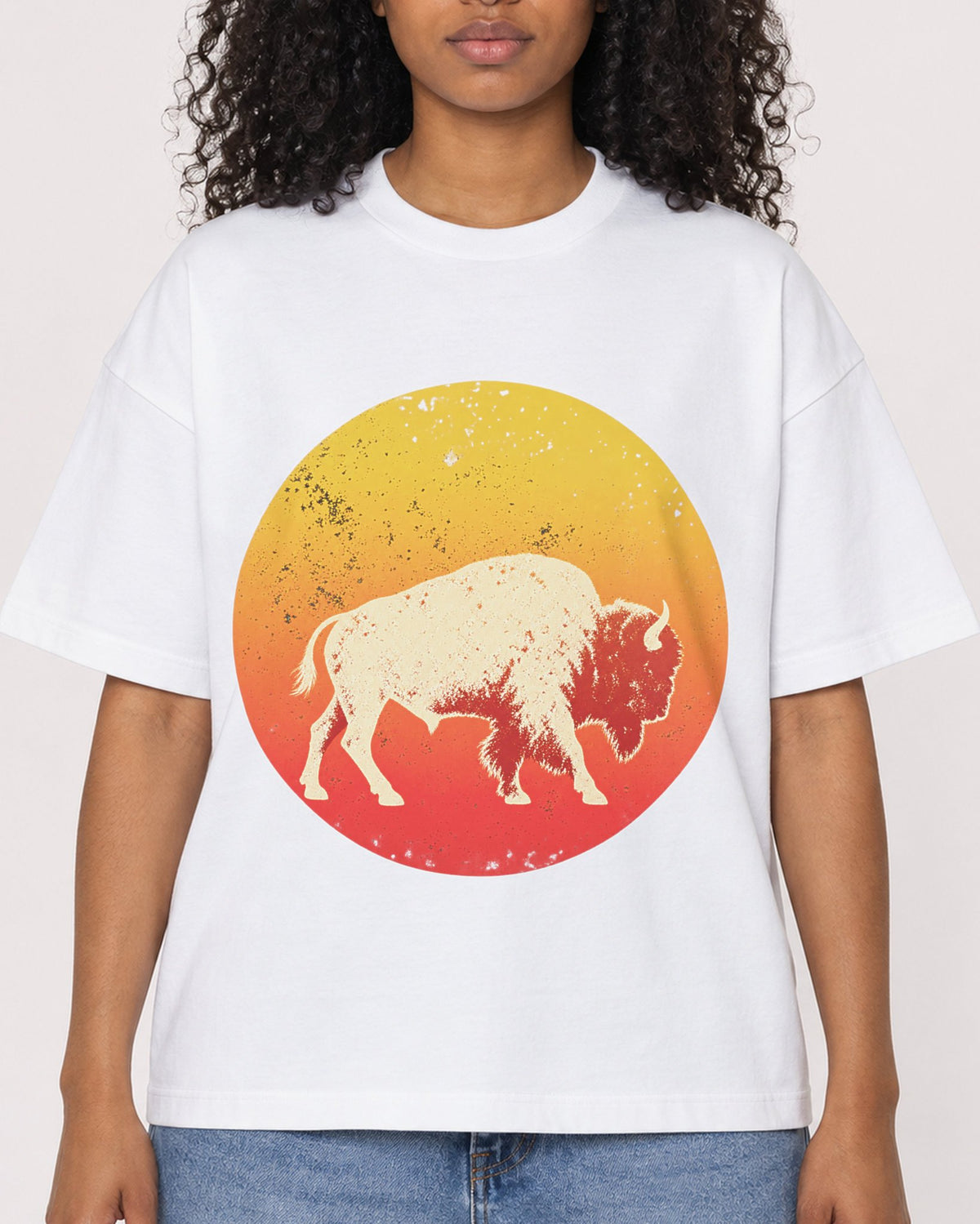 Mockup Boxy Heavyweight Tee White female close-up 05