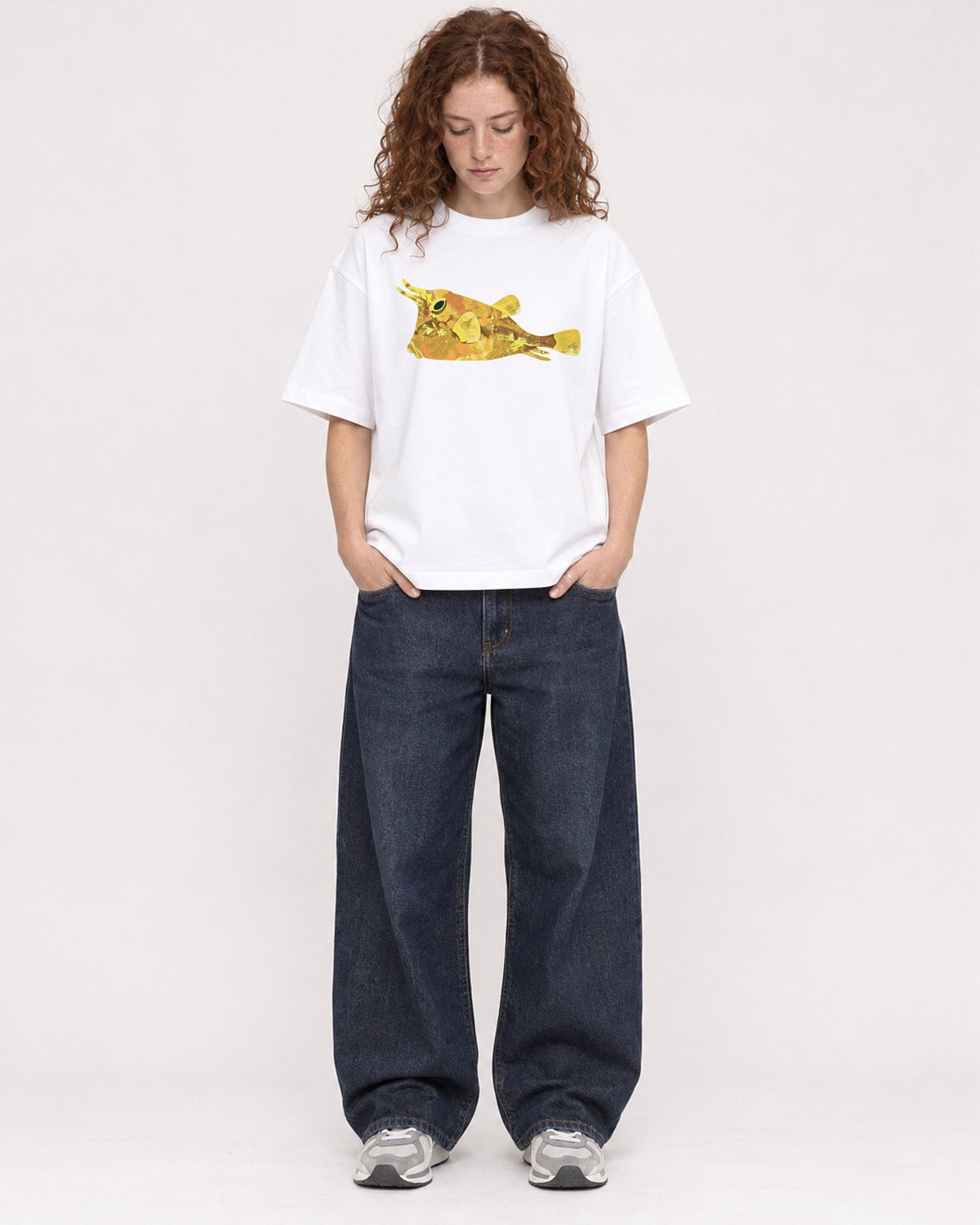 Mockup Boxy Heavyweight Tee White female full-body 09