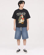 Mockup Boxy Heavyweight Tee Black male full-body 11