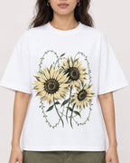 Mockup Boxy Heavyweight Tee White female close-up 02