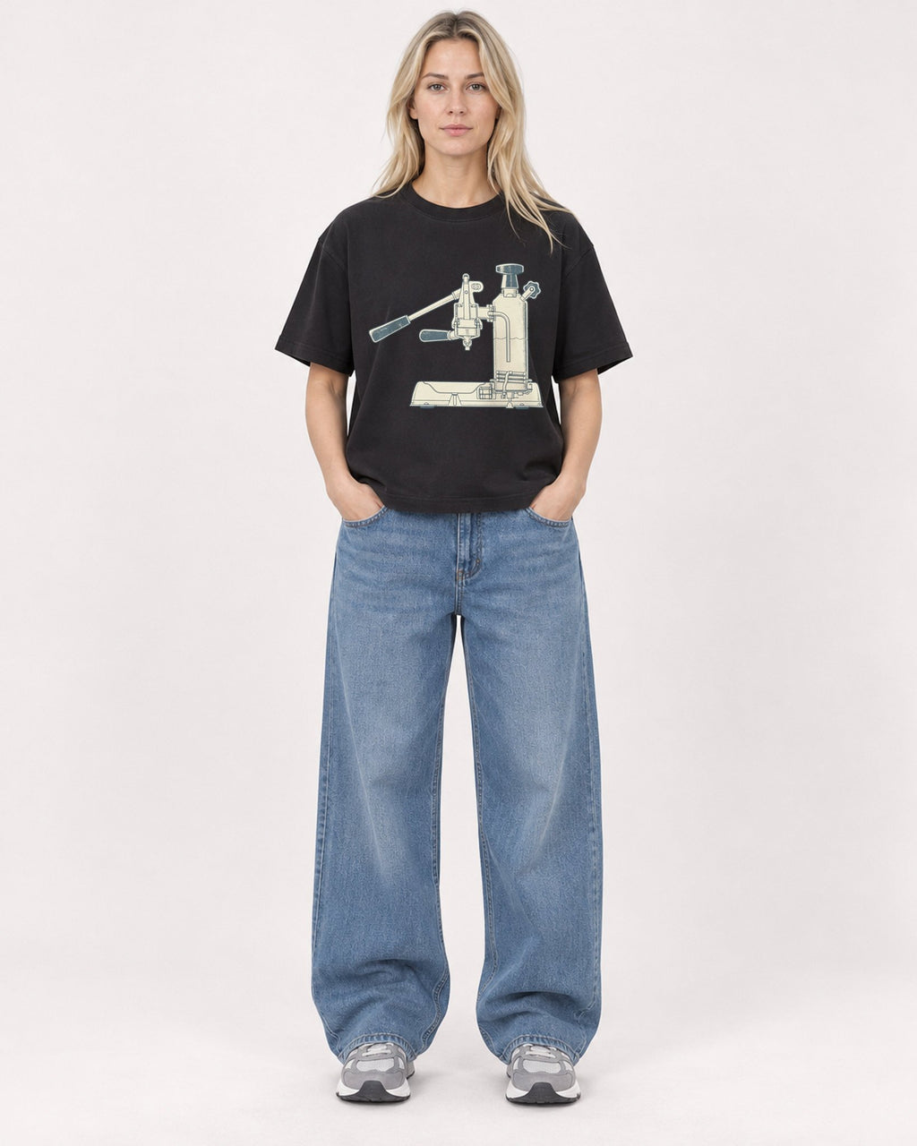 Mockup Boxy Heavyweight Tee Black female full-body 08