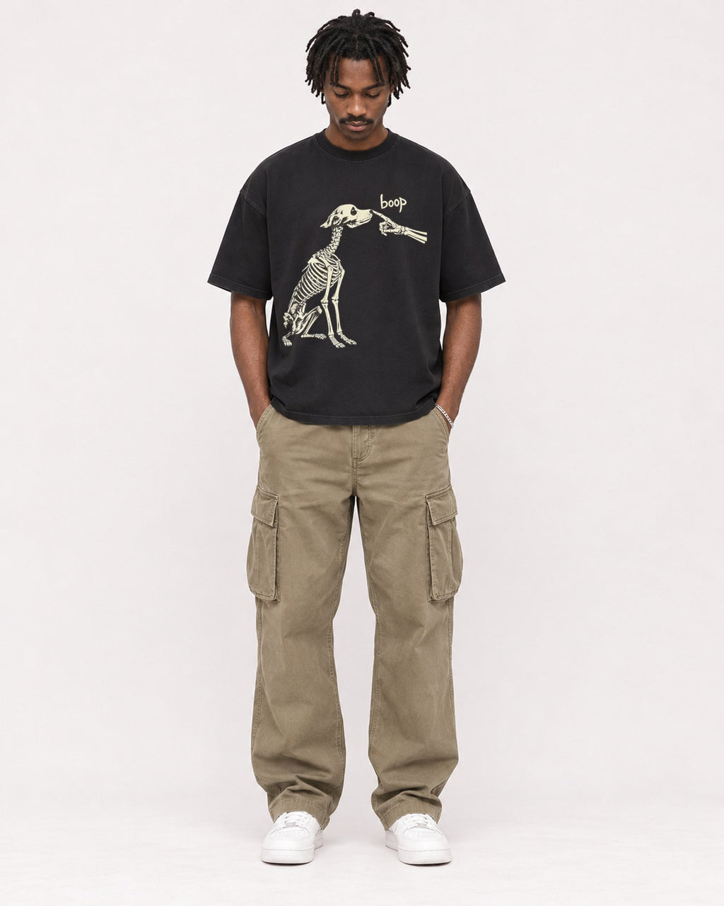 Mockup Boxy Heavyweight Tee Black male full-body 04
