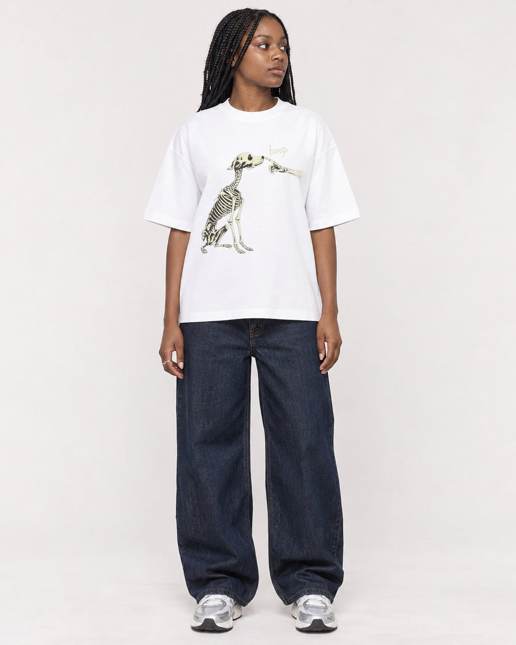Mockup Boxy Heavyweight Tee White female full-body 04
