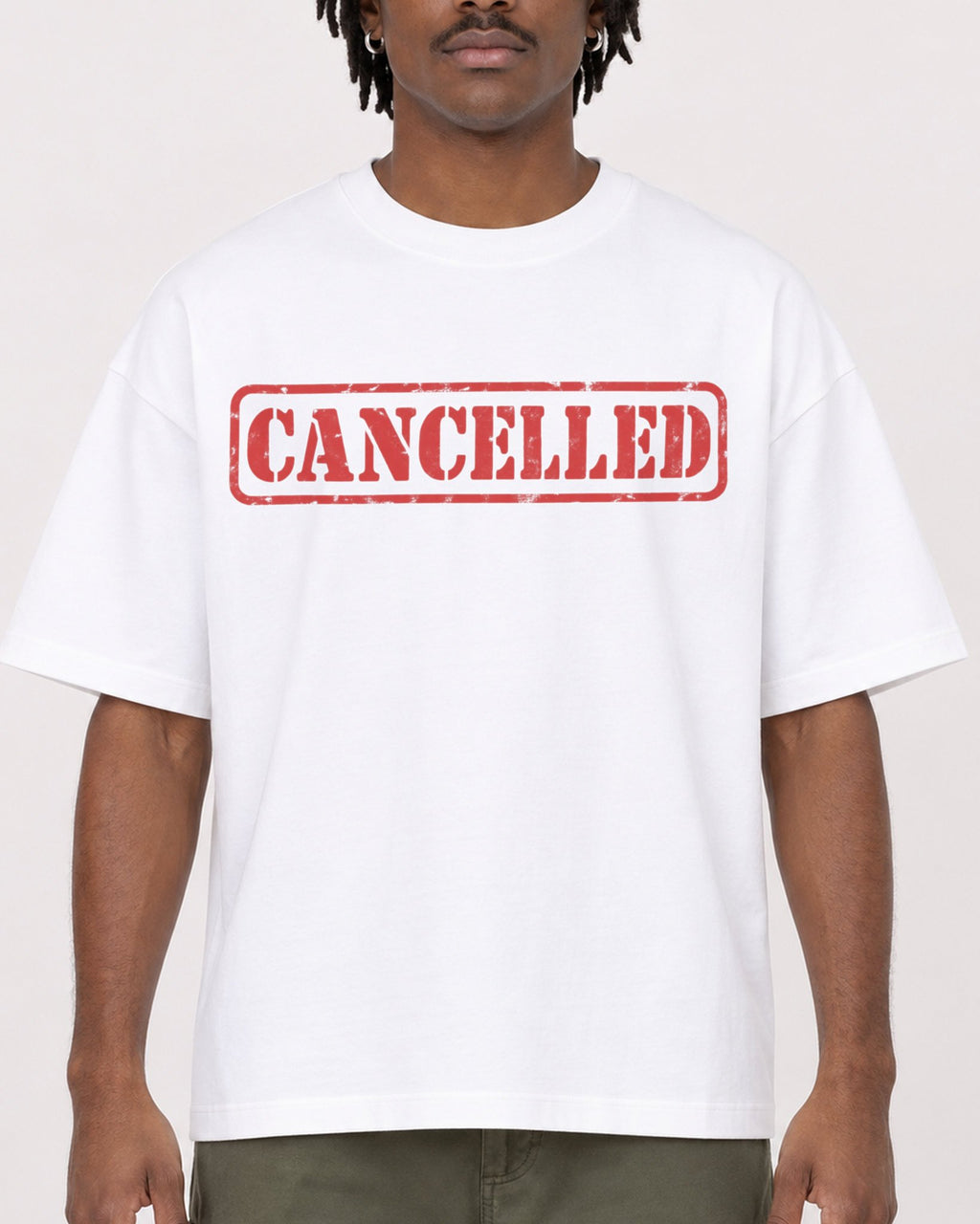 Mockup Boxy Heavyweight Tee White male close-up 04