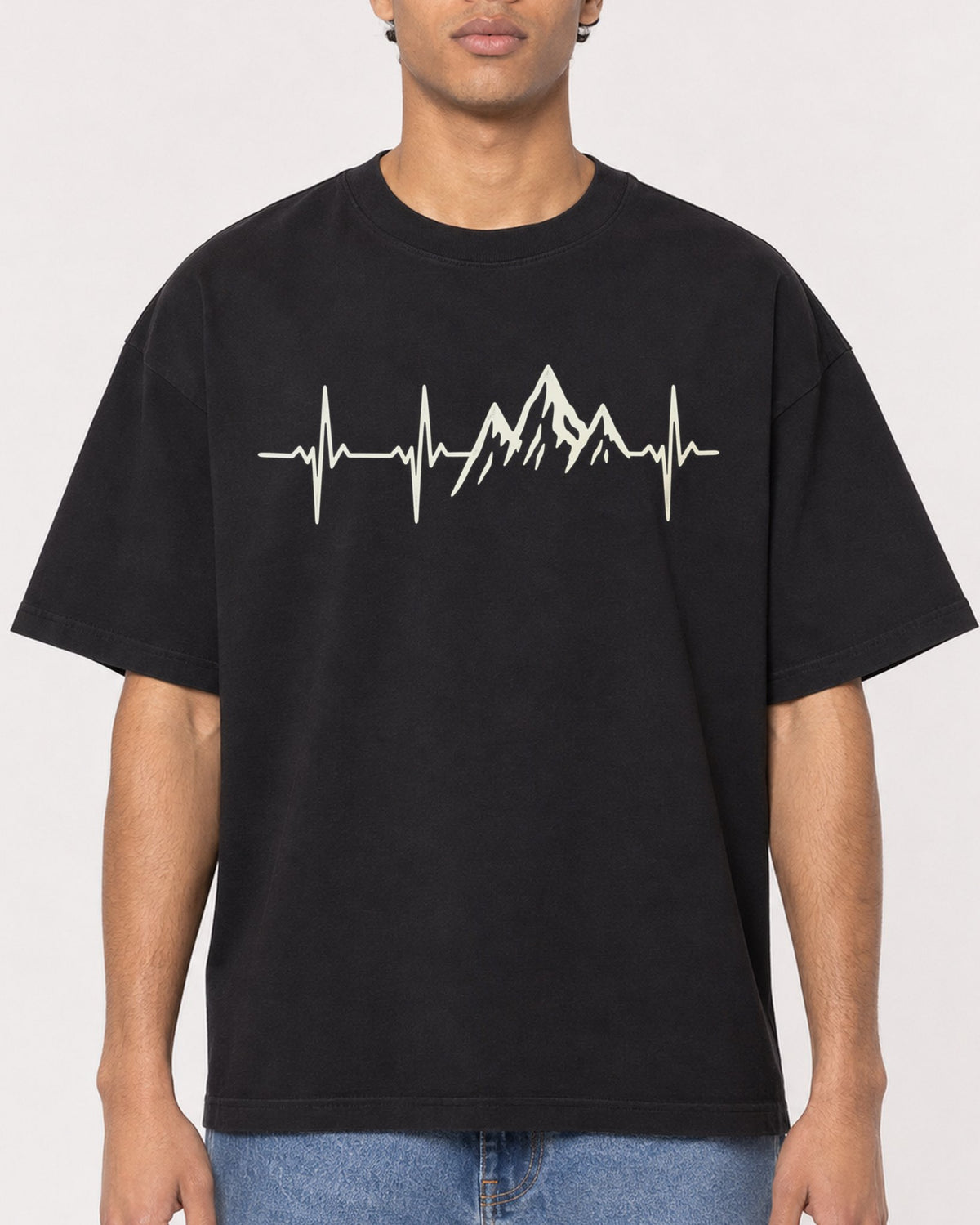Mockup Boxy Heavyweight Tee Black male close-up 10
