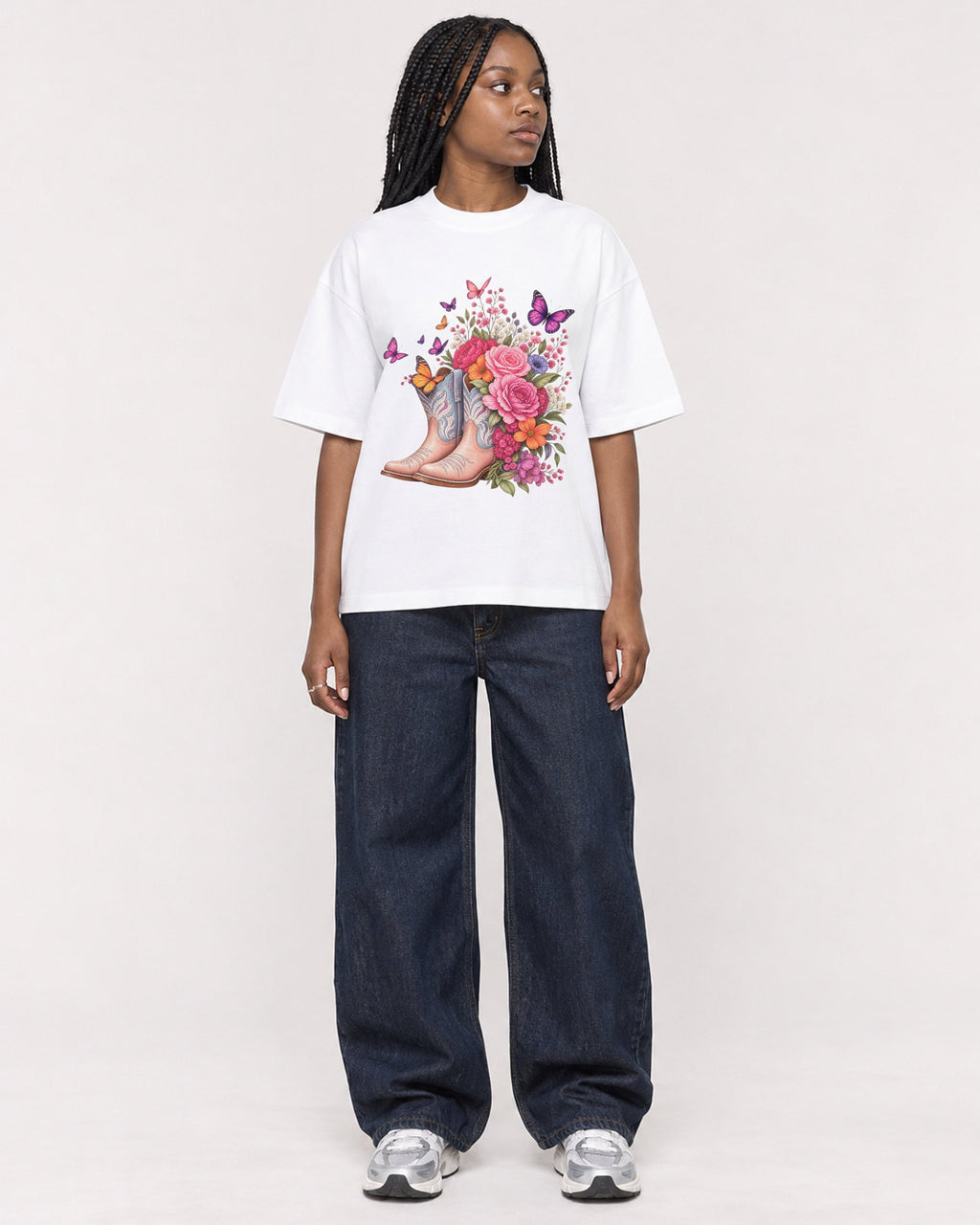 Mockup Boxy Heavyweight Tee White female full-body 04