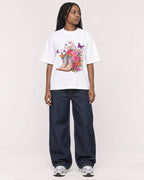 Mockup Boxy Heavyweight Tee White female full-body 04