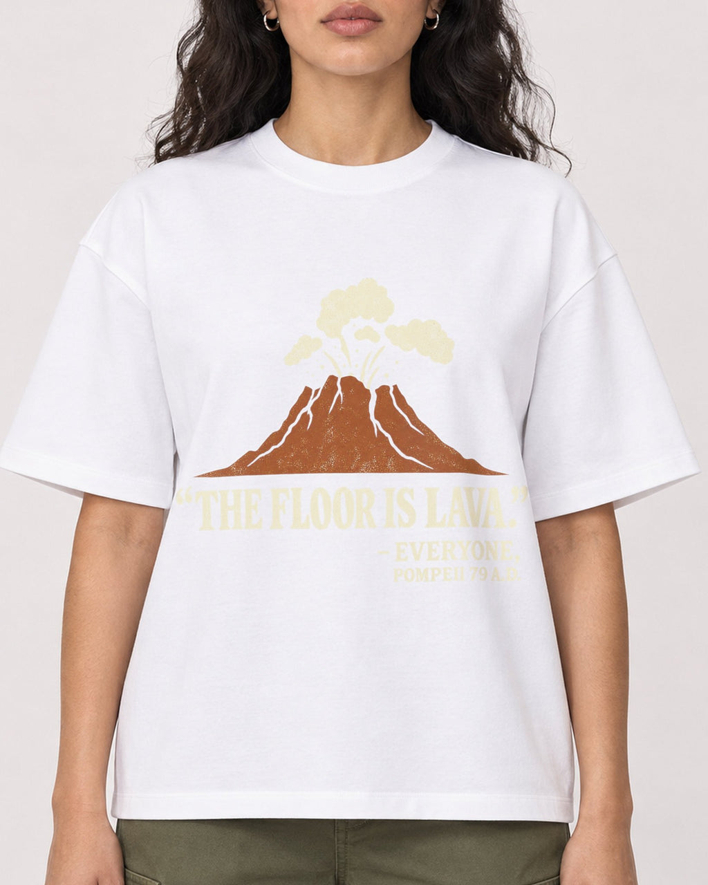 Mockup Boxy Heavyweight Tee White female close-up 07