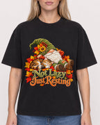 Mockup Boxy Heavyweight Tee Black female close-up 08