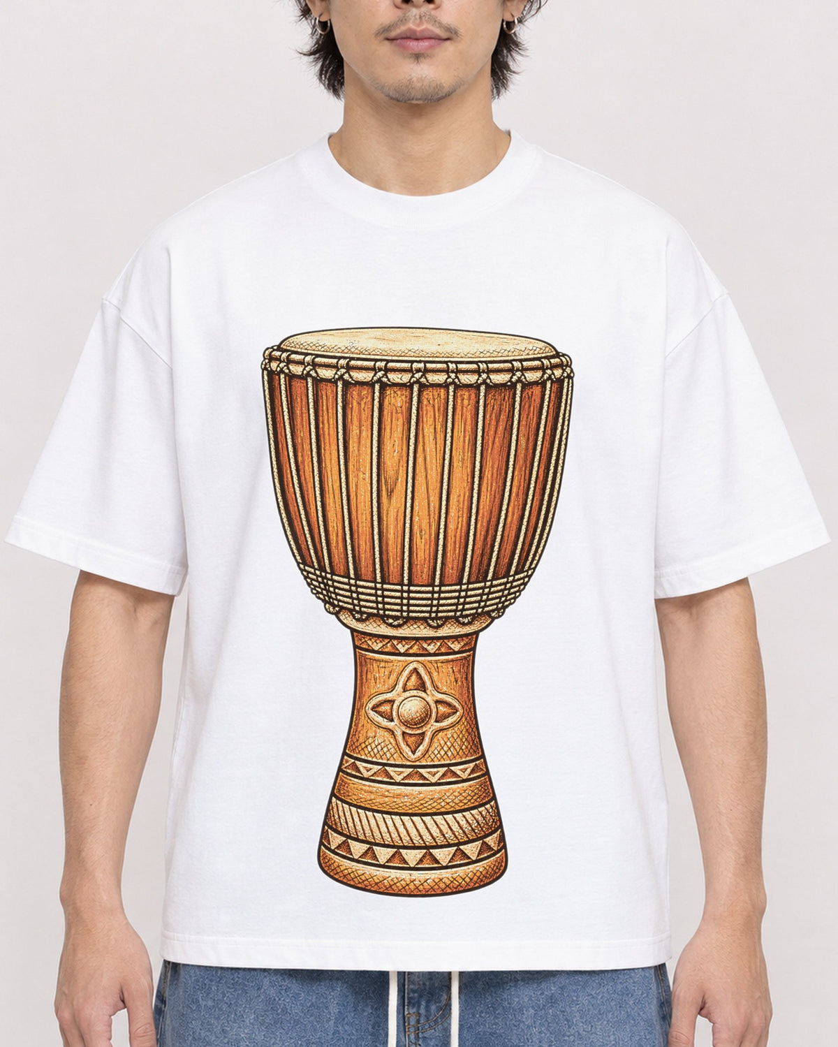 Mockup Boxy Heavyweight Tee White male close-up 03