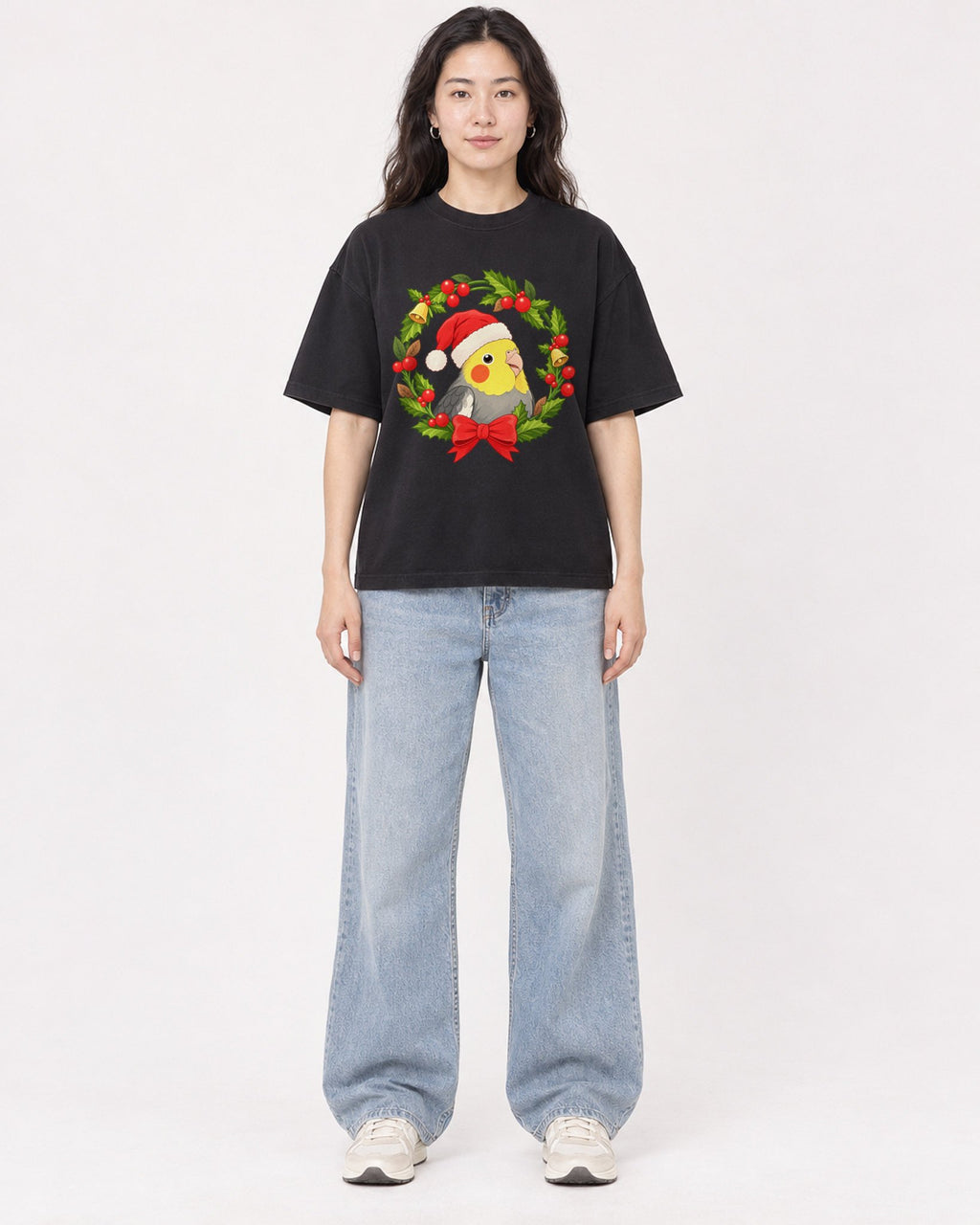 Mockup Boxy Heavyweight Tee Black female full-body 03