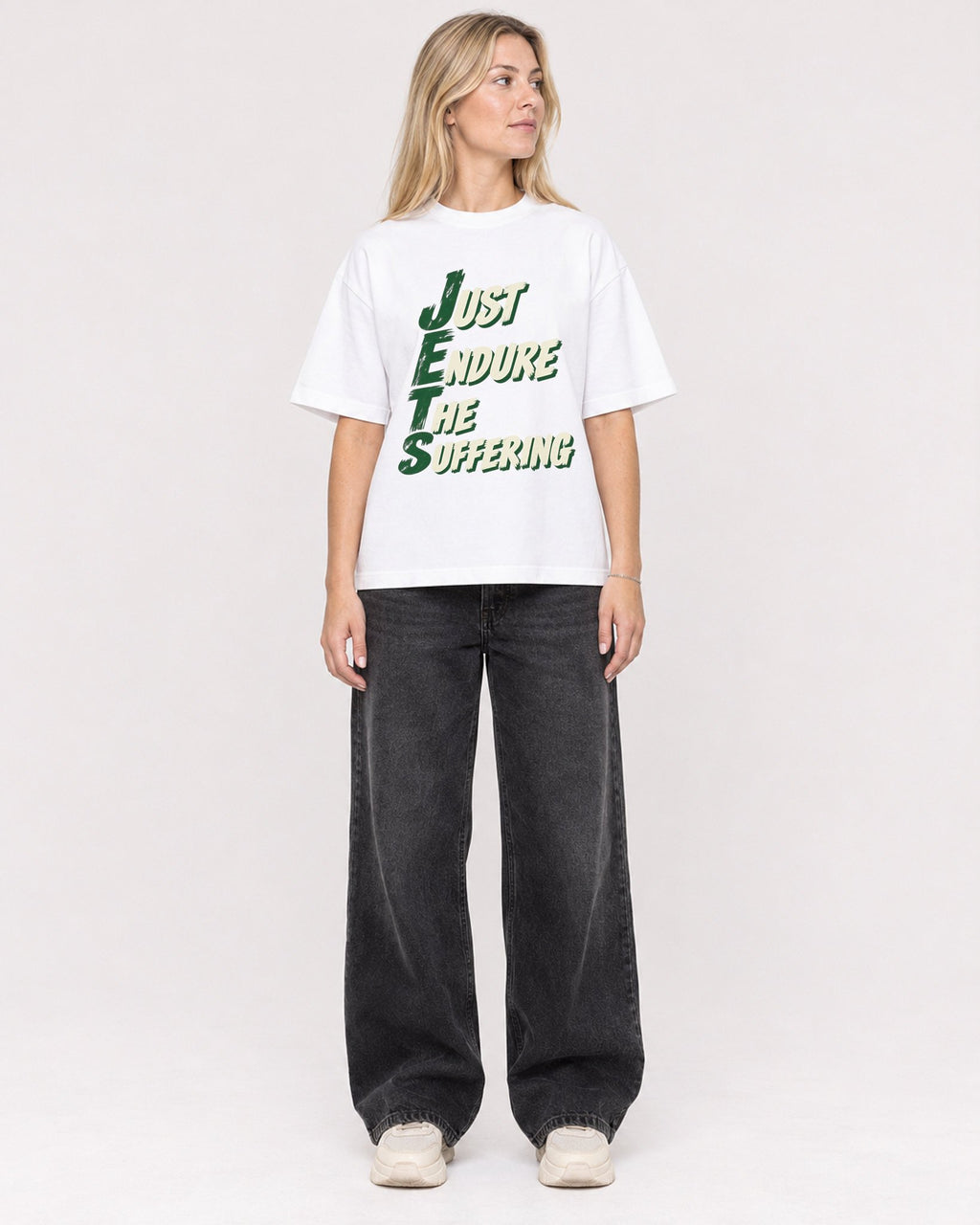 Mockup Boxy Heavyweight Tee White female full-body 08
