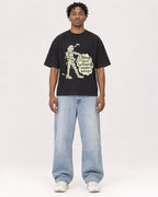 Mockup Boxy Heavyweight Tee Black male full-body 05