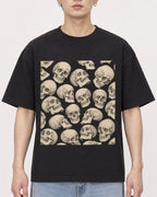 Mockup Boxy Heavyweight Tee Black male close-up 01
