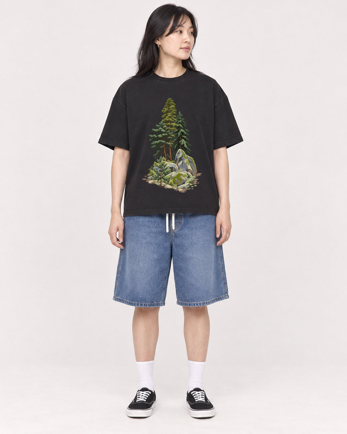 Mockup Boxy Heavyweight Tee Black female full-body 13