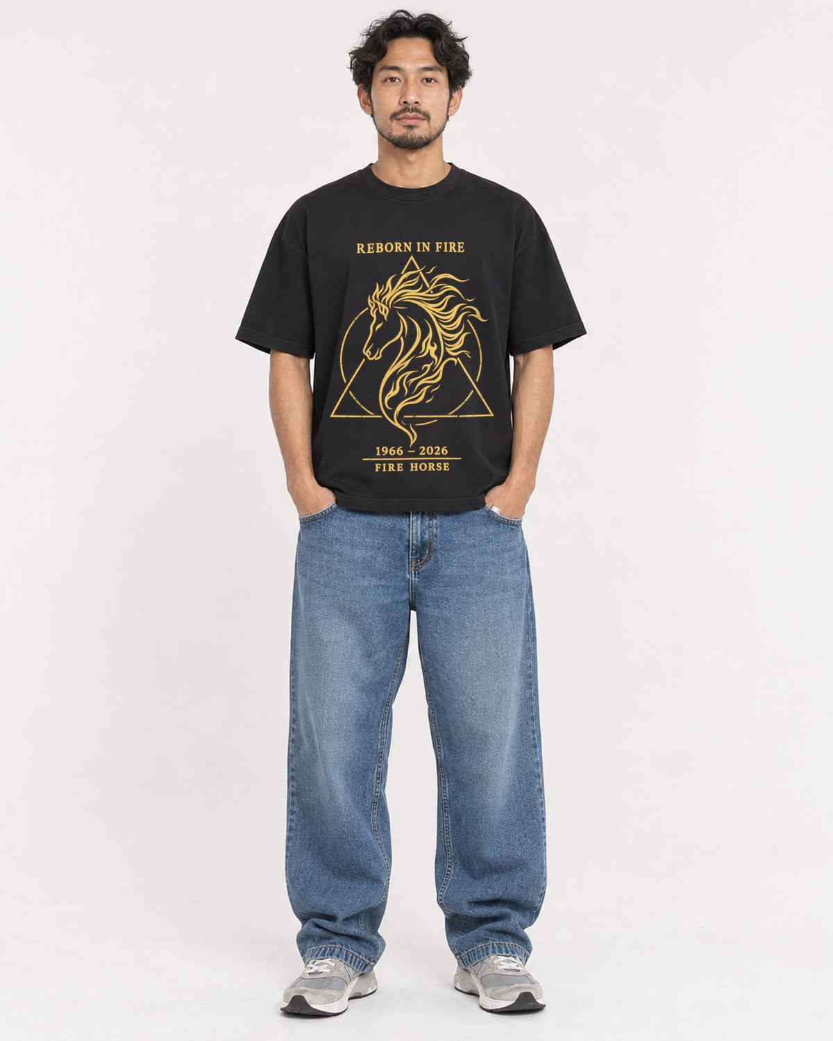 Mockup Boxy Heavyweight Tee Black male full-body 02