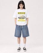 Mockup Boxy Heavyweight Tee White female full-body 01