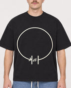 Mockup Boxy Heavyweight Tee Black male close-up 39