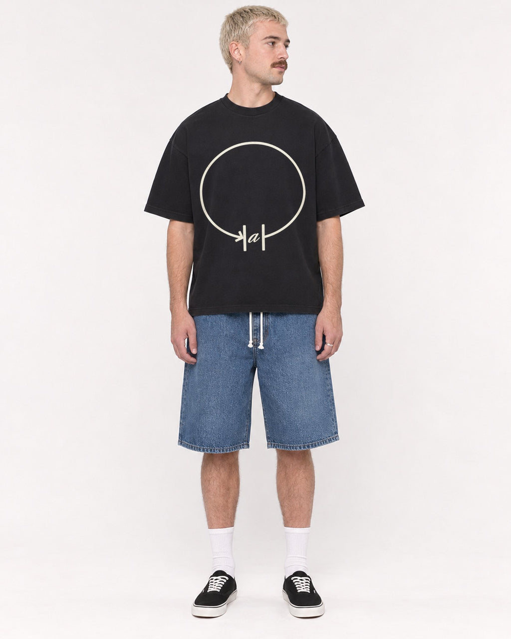 Mockup Boxy Heavyweight Tee Black male full-body 39