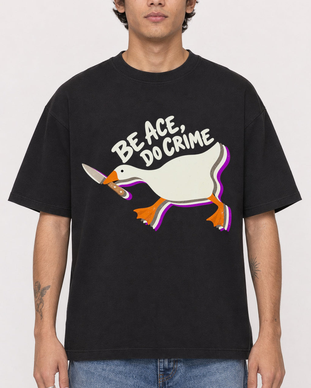 Mockup Boxy Heavyweight Tee Black male close-up 06