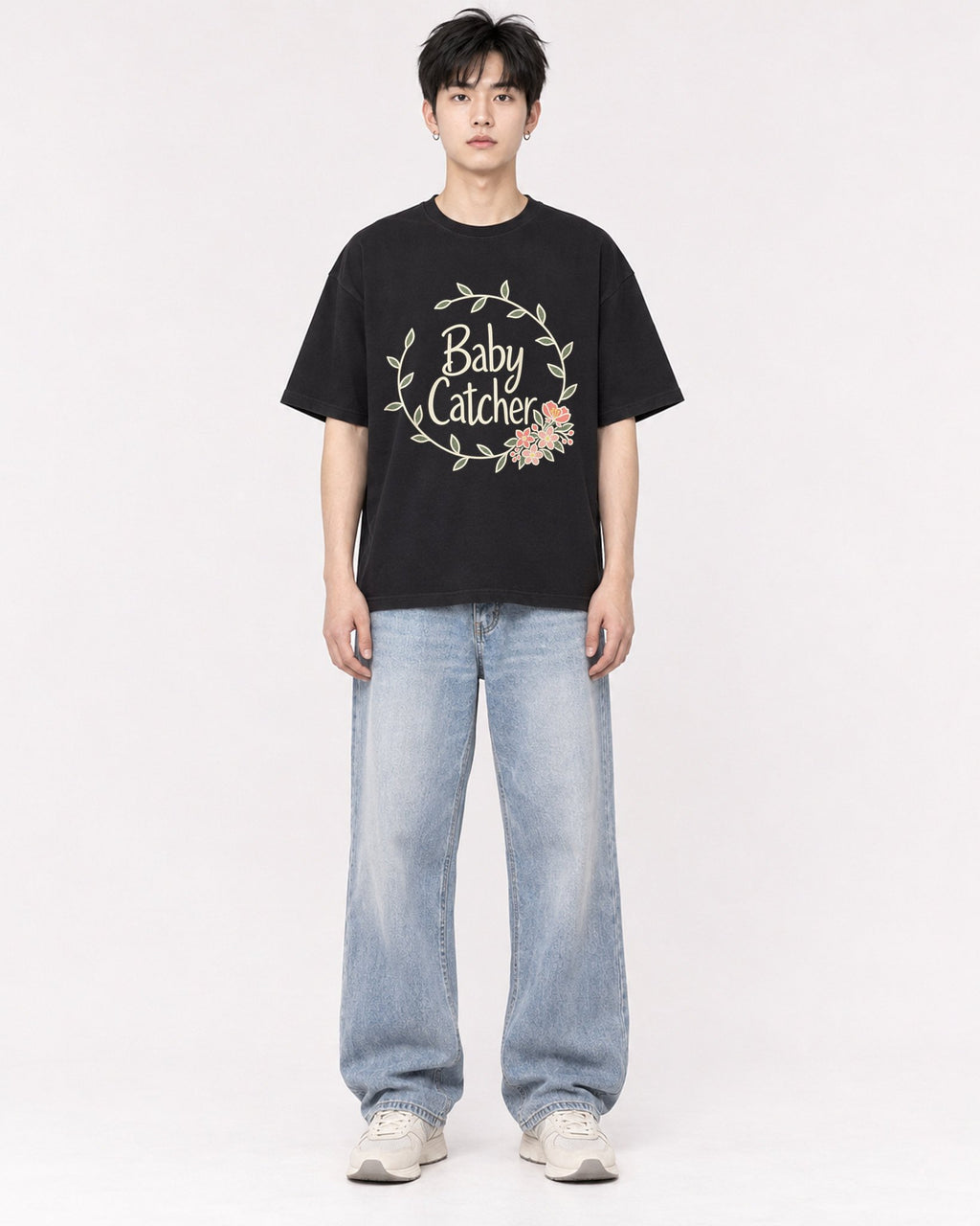 Mockup Boxy Heavyweight Tee Black male full-body 01