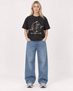 Mockup Boxy Heavyweight Tee Black female full-body 08