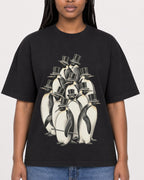 Mockup Boxy Heavyweight Tee Black female close-up 04