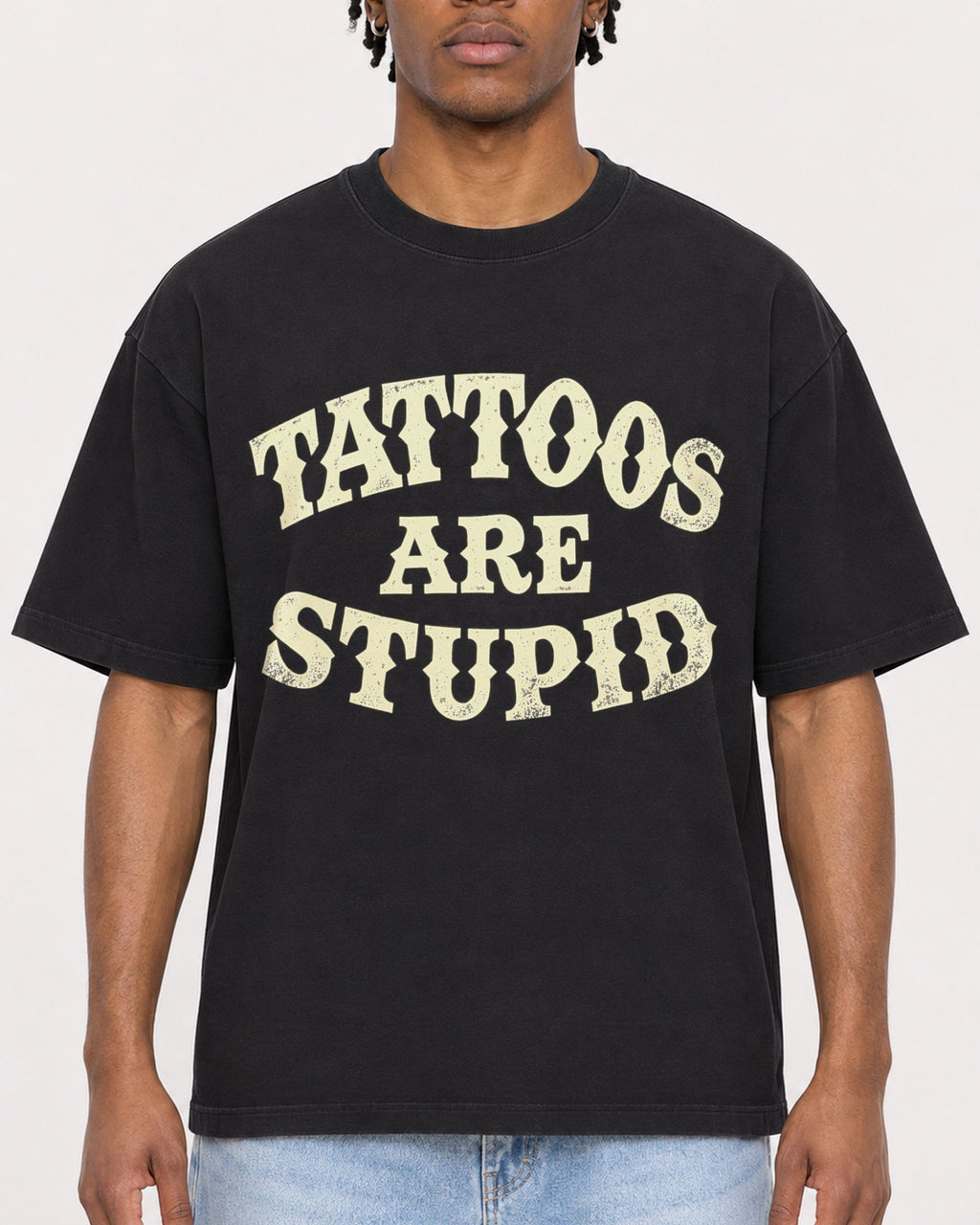 Mockup Boxy Heavyweight Tee Black male close-up 05