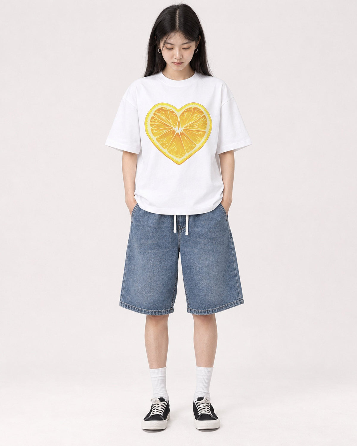 Mockup Boxy Heavyweight Tee White female full-body 01