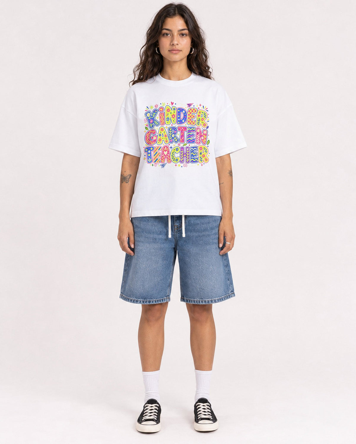 Mockup Boxy Heavyweight Tee White female full-body 06