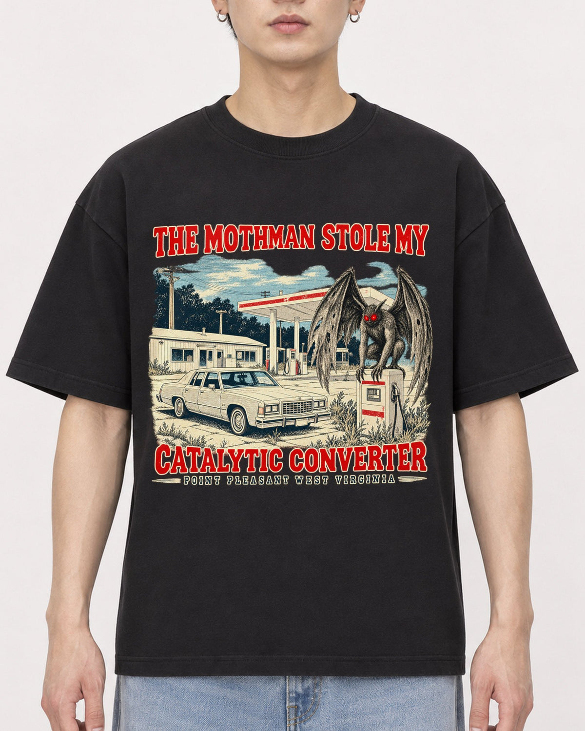 Mockup Boxy Heavyweight Tee Black male close-up 01
