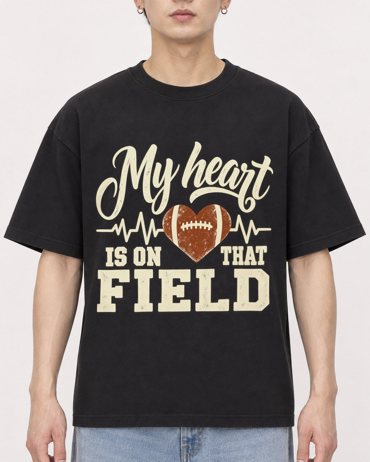 Mockup Boxy Heavyweight Tee Black male close-up 01