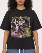 Mockup Boxy Heavyweight Tee Black female close-up 05