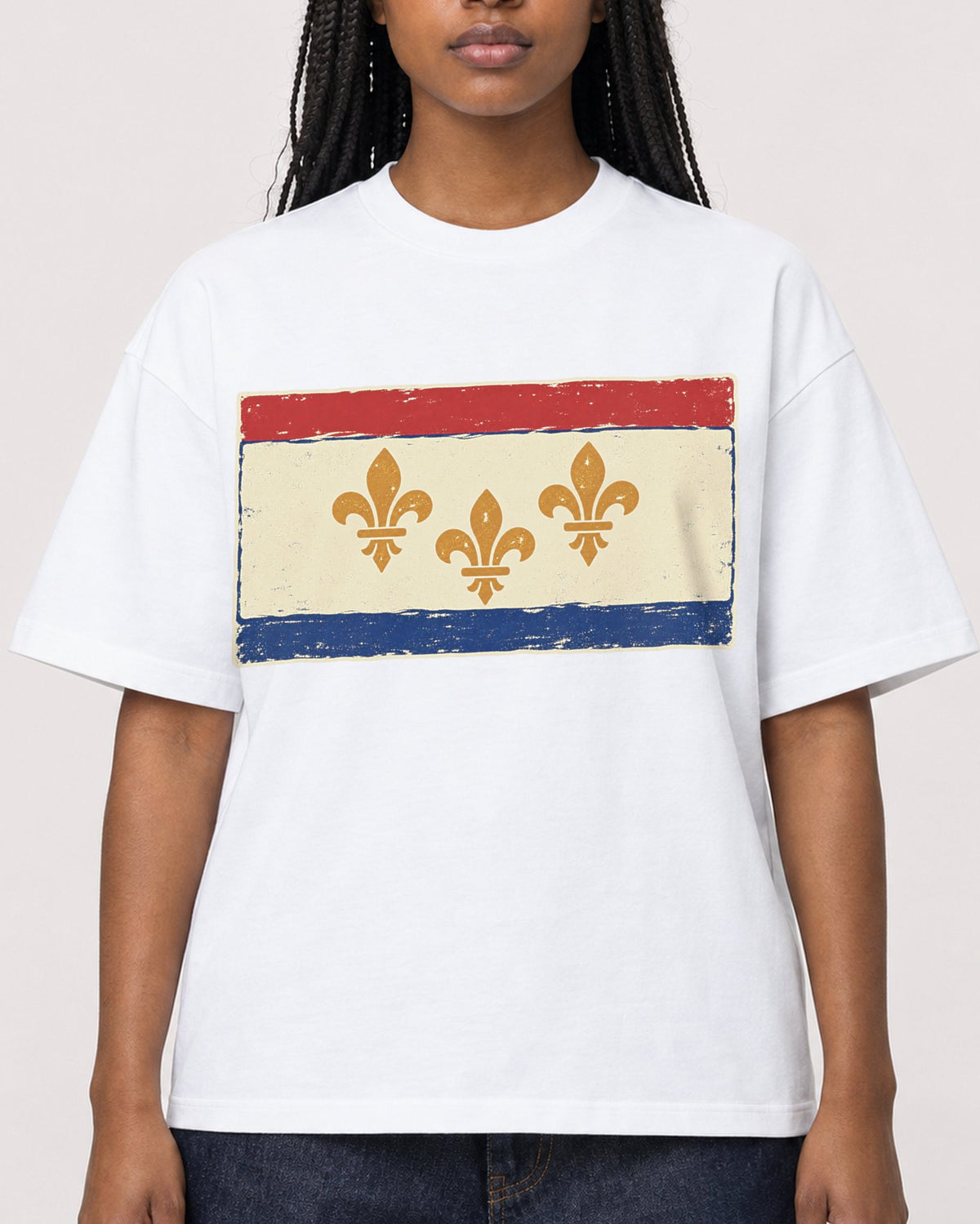 Mockup Boxy Heavyweight Tee White female close-up 04