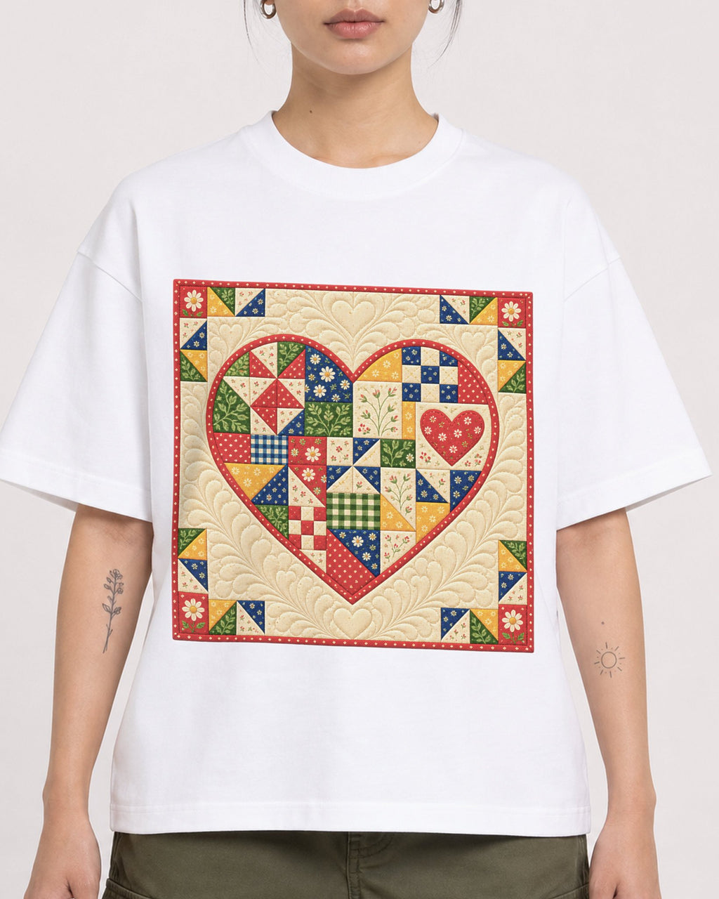 Mockup Boxy Heavyweight Tee White female close-up 12