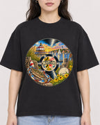 Mockup Boxy Heavyweight Tee Black female close-up 03