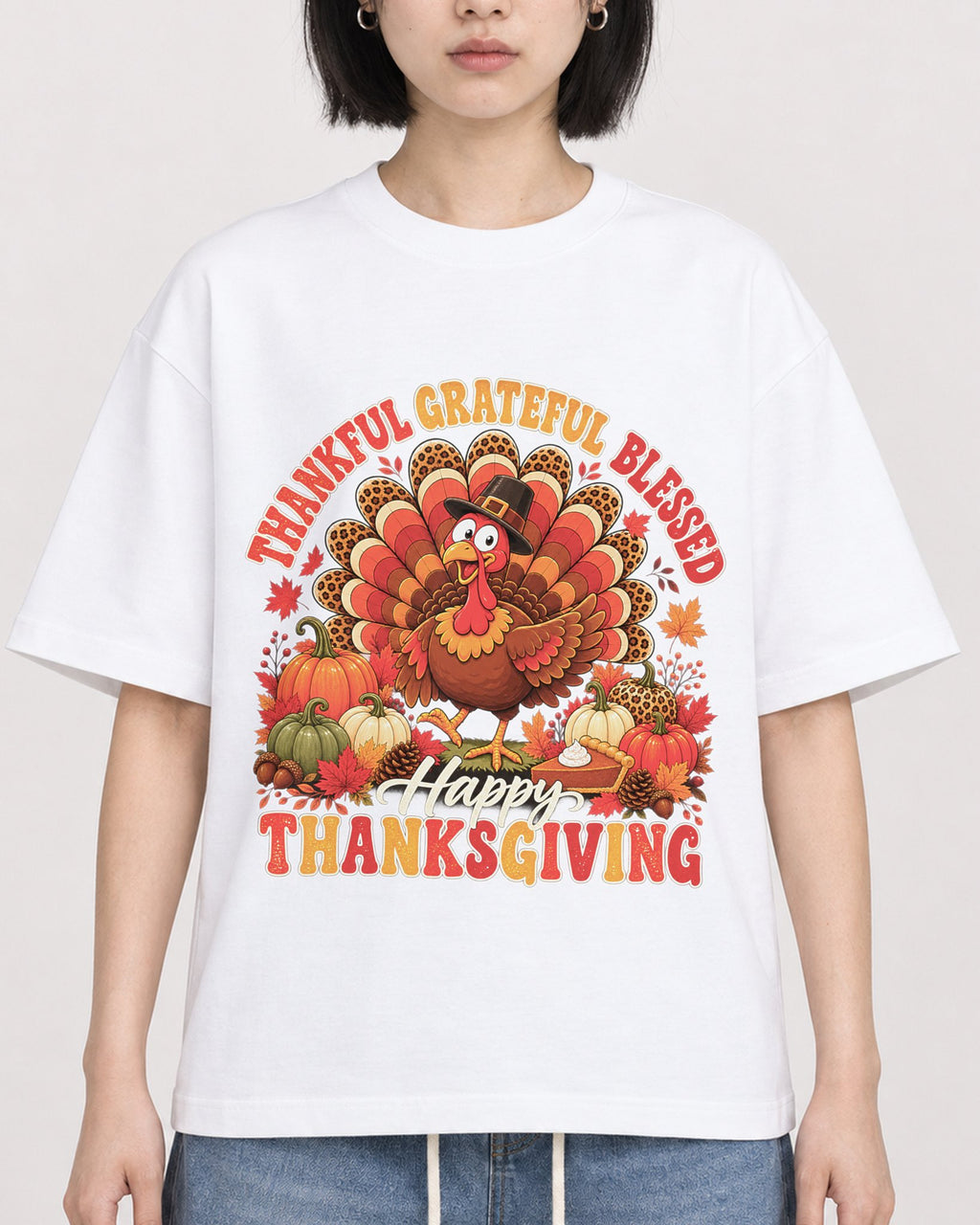 Mockup Boxy Heavyweight Tee White female close-up 11