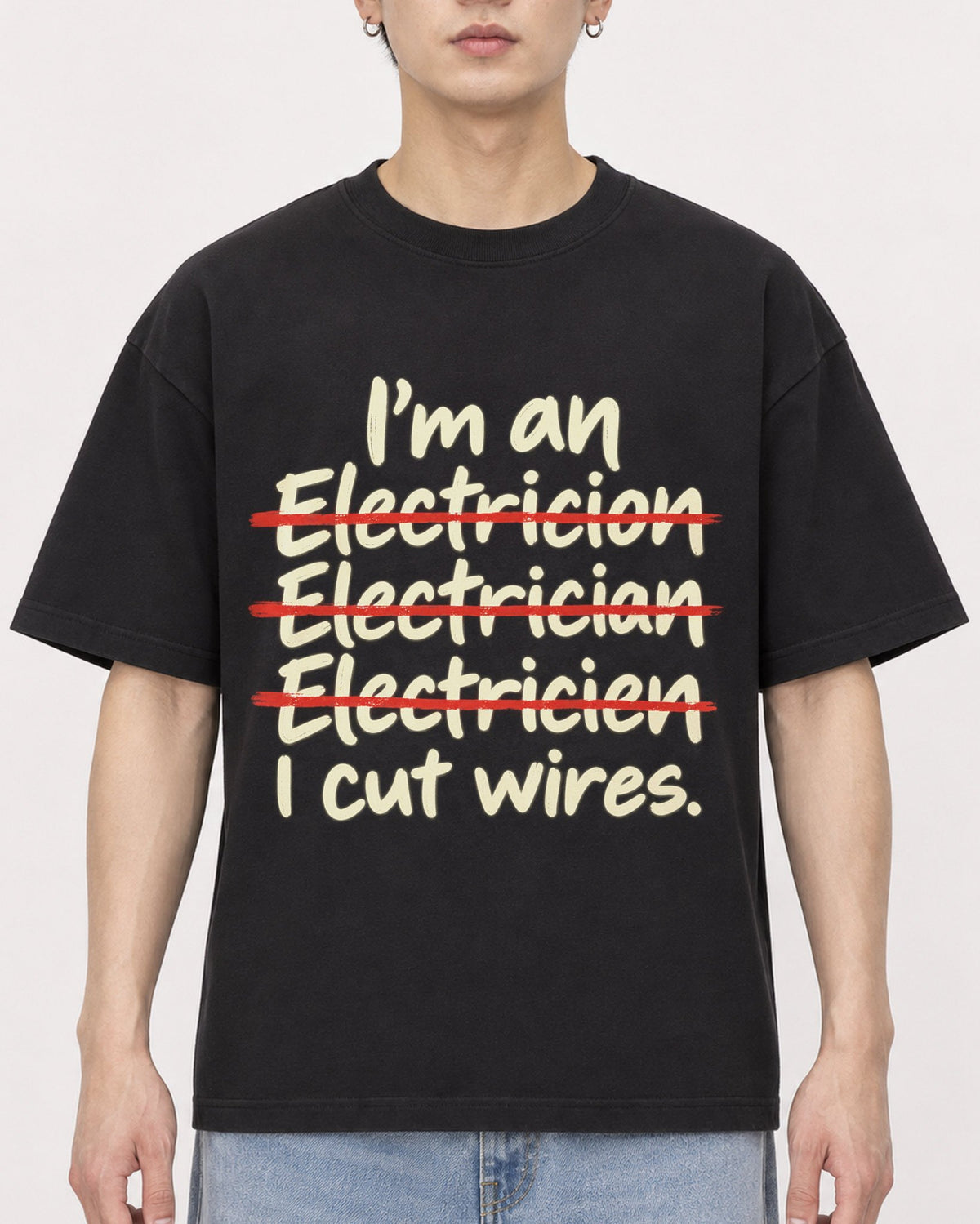 Mockup Boxy Heavyweight Tee Black male close-up 01