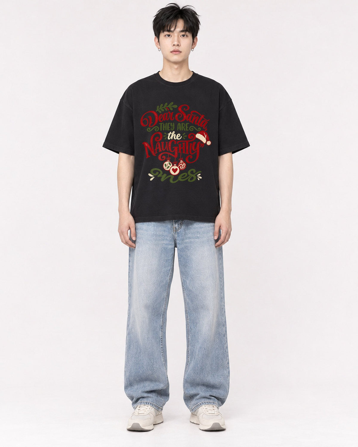 Mockup Boxy Heavyweight Tee Black male full-body 01
