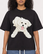 Mockup Boxy Heavyweight Tee Black female close-up 05
