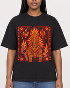 Mockup Boxy Heavyweight Tee Black female close-up 04