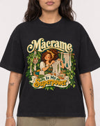 Mockup Boxy Heavyweight Tee Black female close-up 06
