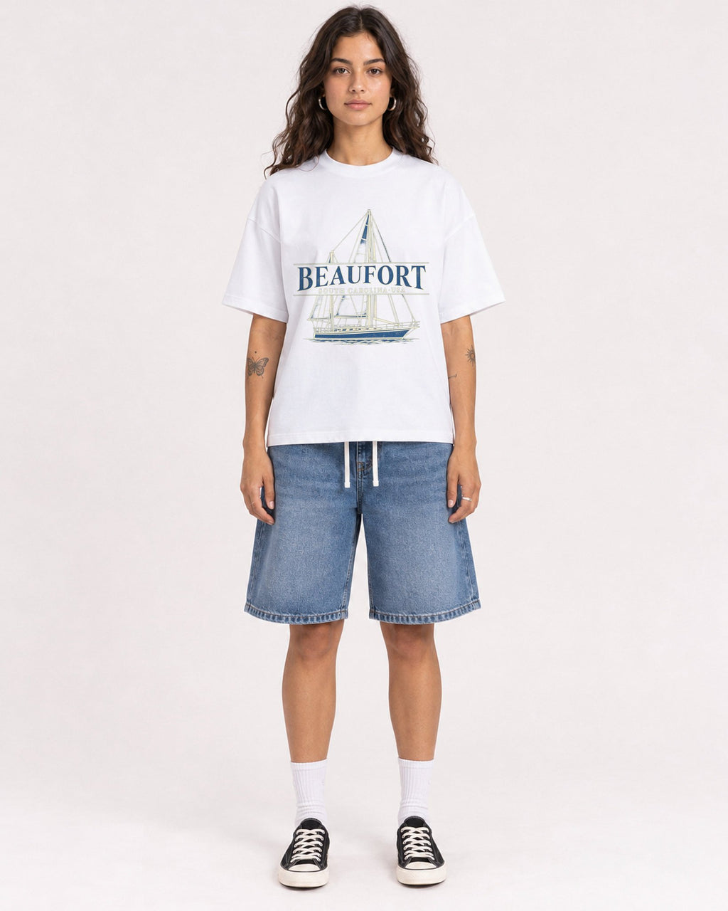 Mockup Boxy Heavyweight Tee White female full-body 06