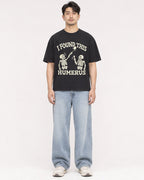 Mockup Boxy Heavyweight Tee Black male full-body 13