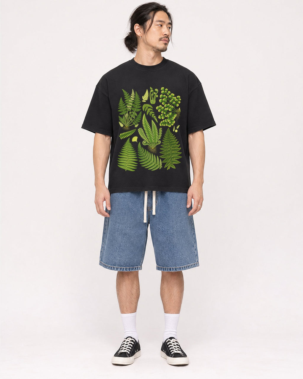 Mockup Boxy Heavyweight Tee Black male full-body 43