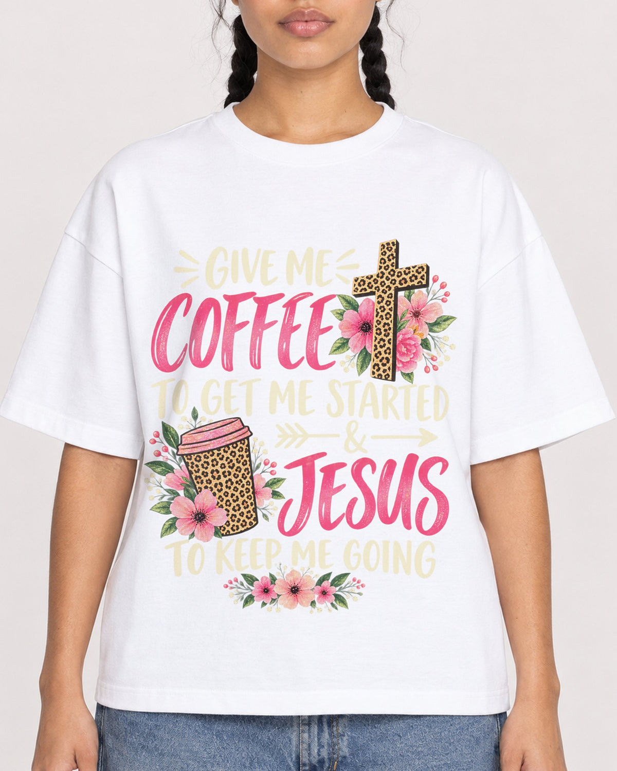 Mockup Boxy Heavyweight Tee White female close-up 50