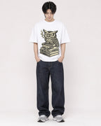 Mockup Boxy Heavyweight Tee White male full-body 11